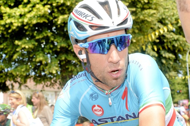 Vincenzo-Nibali-Astana-Tour-de-France-2015-pic-Sirotti
