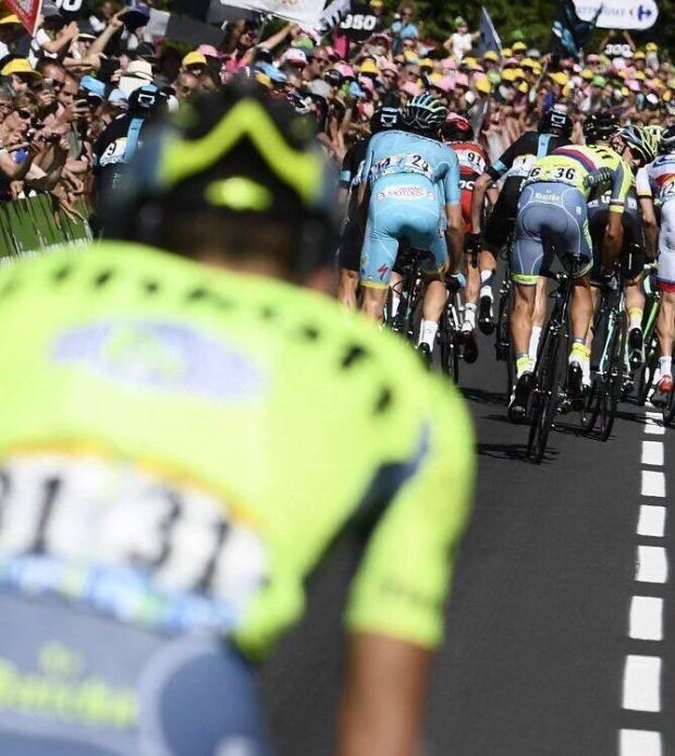 Cmtl2shWgAAxrfH.jpg large