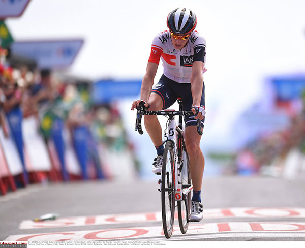 Marcel Wyss terminando la 14ª etapa de la Vuelta a España