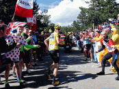 Chris Froome corriendo por Mont Ventoux