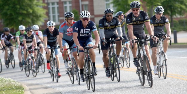 Lance Amstrong sigue estando en forma