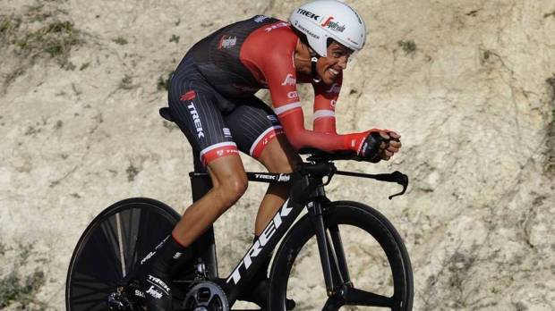 Contador durante la crono de la  Vuelta a Andalucia