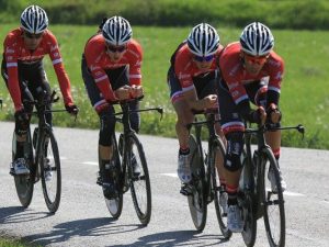 Trek entrenando la crono por equipos