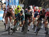 Aurelien Paret Peintre ganando el GPCycliste la Marseillaise