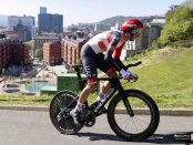Tadej Pogacar en la crono de la Vuelta al País Vasco