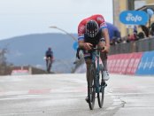 Van Der Poel gana la 5 etapa de la Tirreno - Adriático
