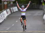 Van Der Breggen gana el GP Ciudad de Eibar