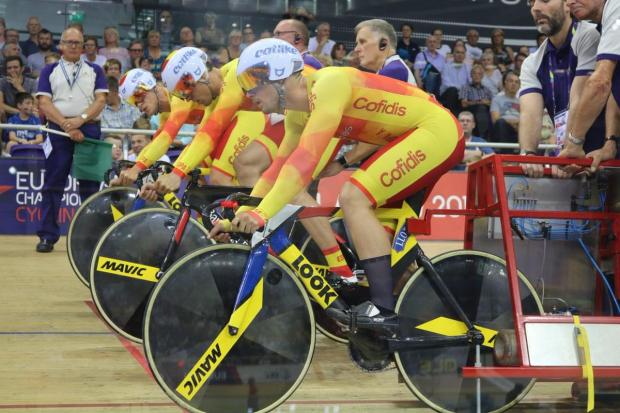 doc_5c018fe0844351.78887085_DtPp-X3X4AA_nwp