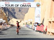 Greg Van Avermaet ganando la tercera etapa del Tour de Omán